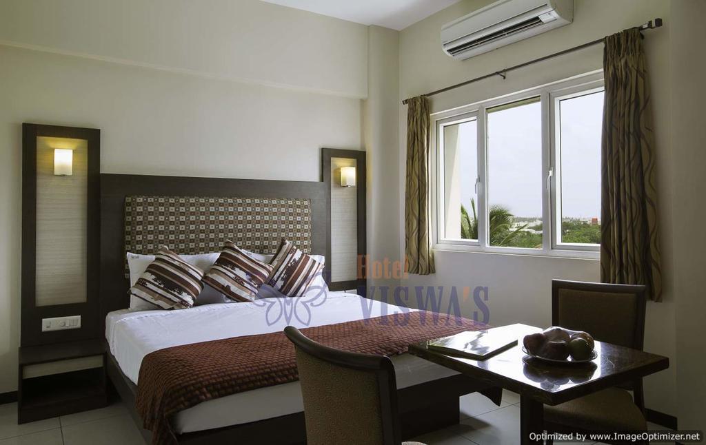 Hotel Viswas Tiruppur Room photo